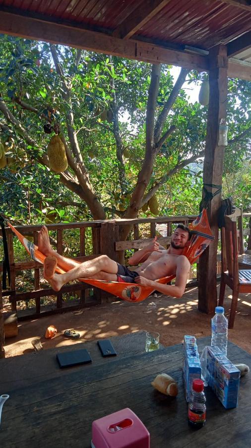 Bee Bee'S Chalets Home Stay And Trekking Banlung Екстер'єр фото