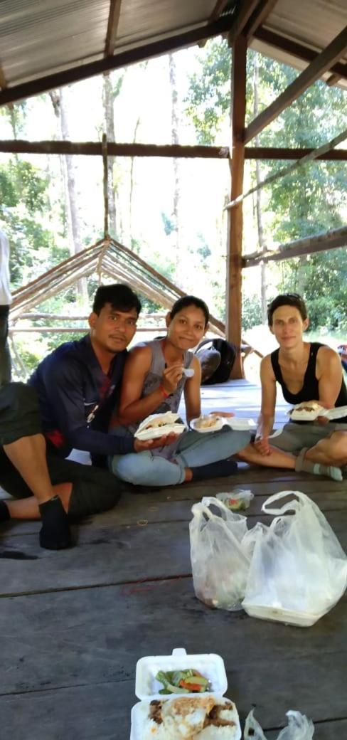 Bee Bee'S Chalets Home Stay And Trekking Banlung Екстер'єр фото
