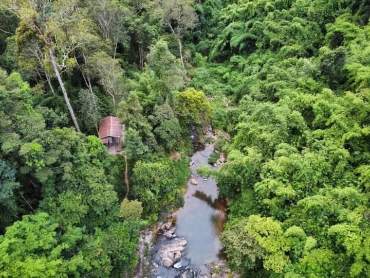 Bee Bee'S Chalets Home Stay And Trekking Banlung Екстер'єр фото