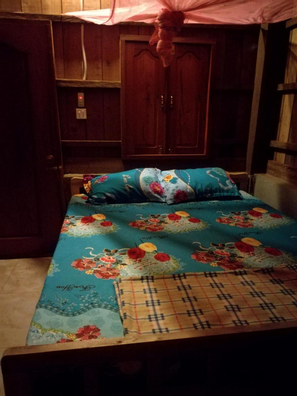 Bee Bee'S Chalets Home Stay And Trekking Banlung Екстер'єр фото