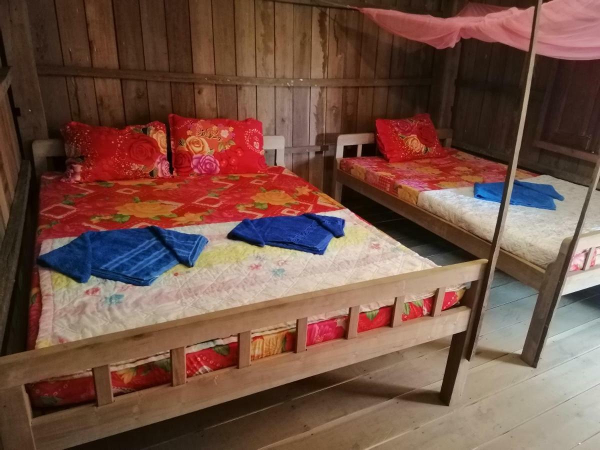 Bee Bee'S Chalets Home Stay And Trekking Banlung Екстер'єр фото